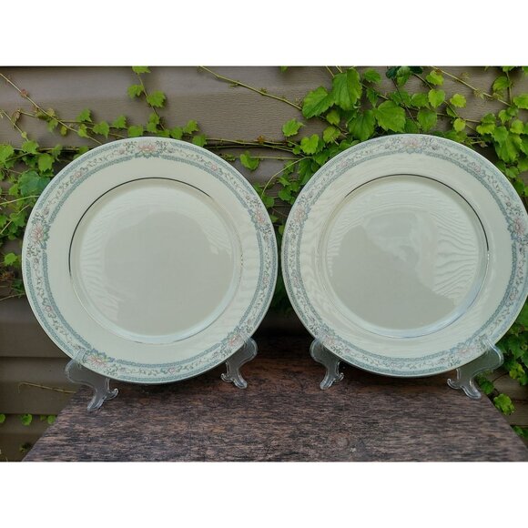 COPY - 2 Lenox Charleston 10 3/4" Dinner Plates EUC - Picture 1 of 4